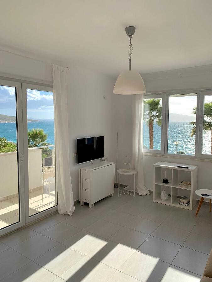 Loli Apartment Luxury White Residence Саранде Екстериор снимка
