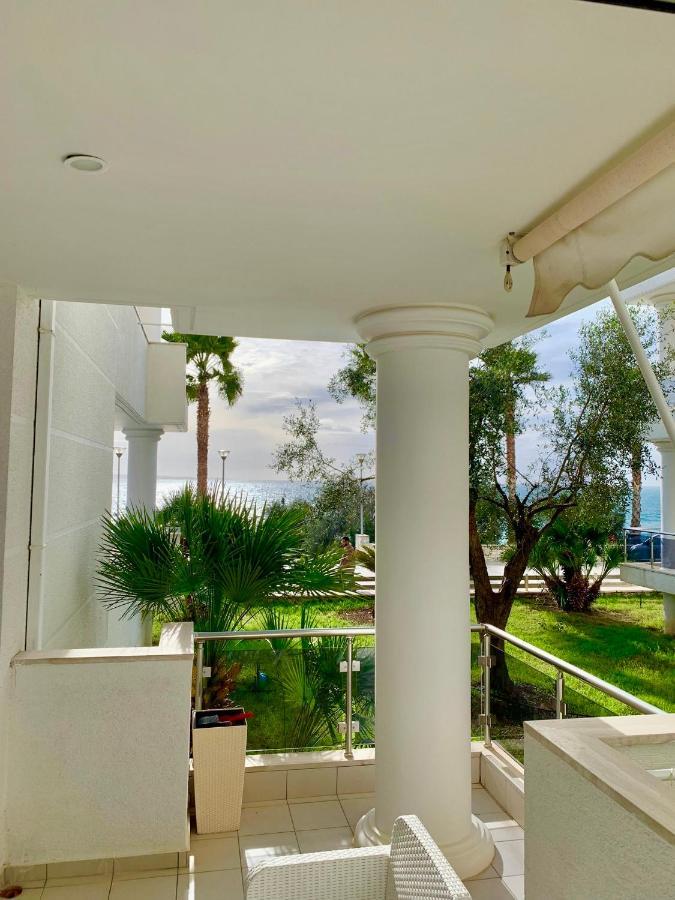 Loli Apartment Luxury White Residence Саранде Екстериор снимка