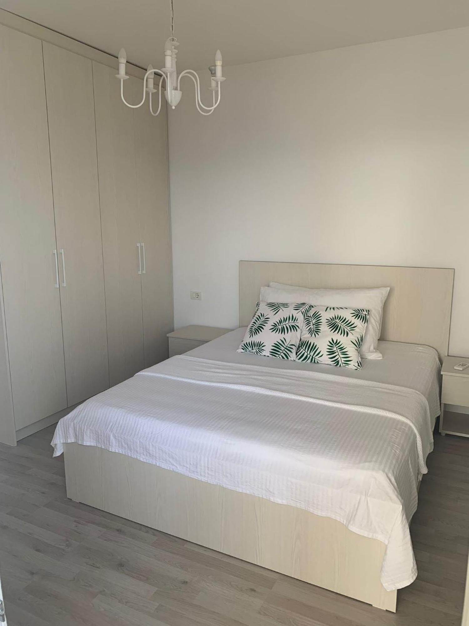 Loli Apartment Luxury White Residence Саранде Екстериор снимка