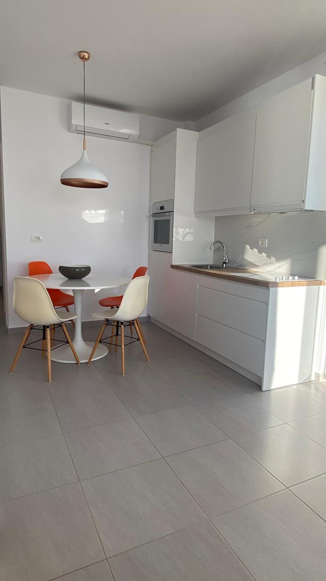 Loli Apartment Luxury White Residence Саранде Екстериор снимка